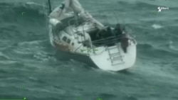 Guardacostas rescatan a marineros en la costa de Florida en medio del huracán Debby