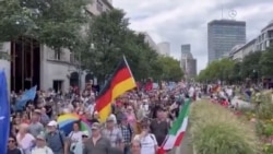 Falso: Miles de personas se manifiestan en Berlín en apoyo a "la paz con Rusia"