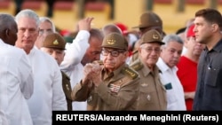 Raúl Castro presidió el acto por el 26 de Julio en Santiago de Cuba.