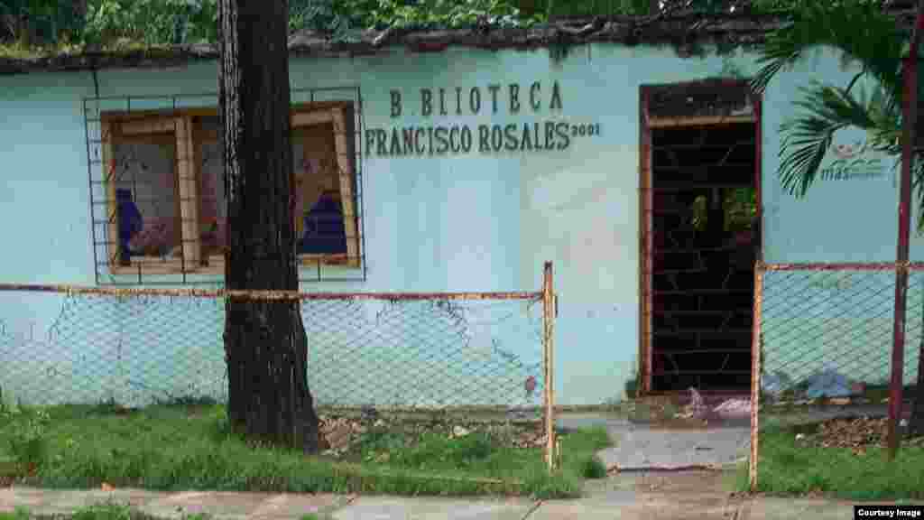 Biblioteca Francisco Rosales, en San Germán