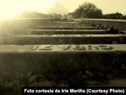 "La soledad de estar acompañada" (Foto cortesía de Iris Mariño)