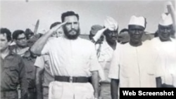 Fidel Castro durante su visita a Guinea en 1972