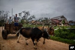 Una casa de tabaco destruida por el huracán Ian en inar del Río, Cuba. (AP/Ramon Espinosa)