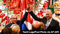 Andrés Manuel López Obrador y Miguel Díaz-Canel el 8 de mayo en La Habana.