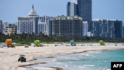 Foto Archivo. Vista de la playa de Miami Beach.