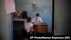 Un consultorio médico en Madruga, Cuba.