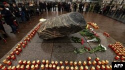 Ceremonia Devolución de los Nombres en la Plaza Lubyanka de Moscú. (Kirill Kudryavtsev /AFP).