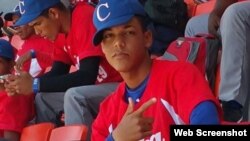 El pelotero espírituano Roberto Hernández, de 15 años de edad, abandonó recientemente Cuba con la intención de jugar en las Grandes Ligas.