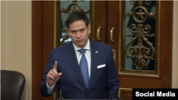 Senador Marco Rubio en el senado el 6 de enero del 2021