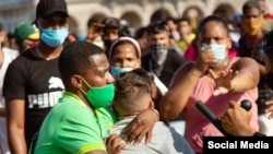 Represión contra manifestantes el 11 de julio de 2021 en La Habana, Cuba. (Foto: Facebook).