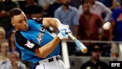 Aaron Judge en acción en el Marlins Park.