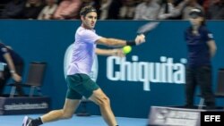 Federer jugará con Del Potro la final de Basel.