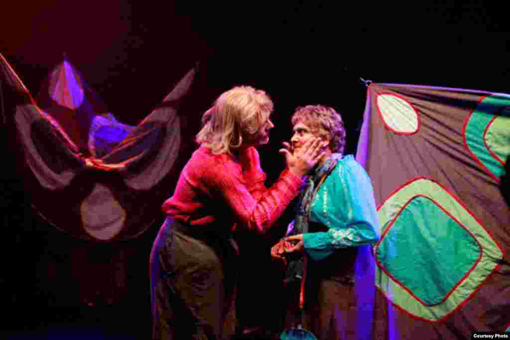 "Historia de una muñeca abandonada", Teatro Pálpito. Foto: Luis F. Rojas.