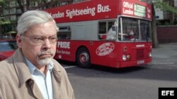 -Foto de archivo tomada en Londres del escritor cubano Guillermo Cabrera Infante.