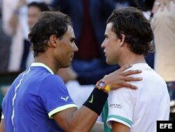 Nadal saluda a Thiem.