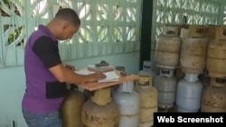 Cilindros de gas licuado en Cuba.