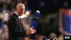 El gobernador de Florida Rick Scott.