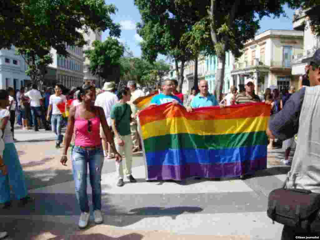 LGTB celebra Día del Orgullo Gay&nbsp; 