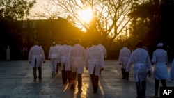 Una brigada de médicos cubanos. (AP/Ismael Francisco/Archivo)
