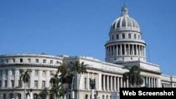 El documento fue entregado en el Capitolio de La Habana, Sede de la Asamblea Nacional del Poder Popular. 