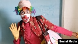 Manuel de la Cruz, el payaso Desparpajo, cumple una medida cautelar de reclusión domiciliaria por el supuesto delito de "incitación a delinquir". (Foto: Facebook)