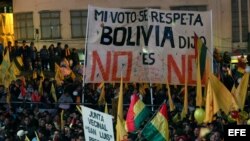 Miles de personas asisten a una movilización hoy, martes 10 de octubre de 2017, en La Paz (Bolivia ).