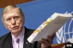 El presidente de la Comisión de Investigación de los derechos humanos en Corea del Norte, Michael Kirby.