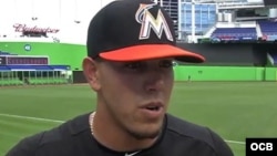 José Fernández lanzador cubano de los Marlins recibe elogios en su debut