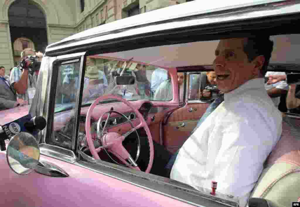 El gobernador de Nueva York, Andrew Cuomo en La Habana