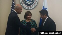 El encuentro bilateral tuvo lugar en el Departamento de Seguridad Interna de los Estados Unidos.