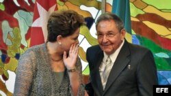 Raúl Castro y Dilma Rousseff.