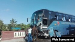 Imagen del accidente ocurrido en el municipio Jatibonico (Tomado de Facebook).