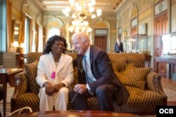 Berta Soler fue recibida por el vicepresidente Joe Biden en 2014.