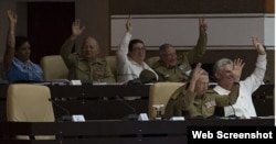 Momento en que el Parlamento cubano aprueba la Ley de Aguas Terrestres en julio pasado.