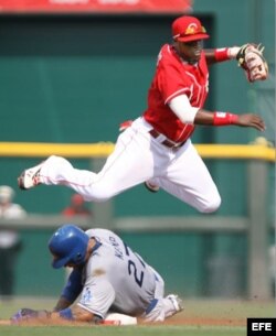 El salto de Brandon Phillips.