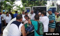 Los heridos graves fueron trasladados a los hospitales Celia Sánchez, en Manzanillo, y Carlos Manuel de Céspedes, en Bayamo. (Facebook)