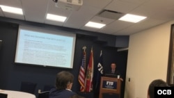 Evento en FIU sobre experiencias en las transiciones