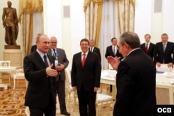 Raúl Castro encuentro con Vladimir Putin.