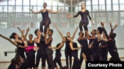 Estudiantes de la escuela Nacional de Danza, perteneciente a la ENA.