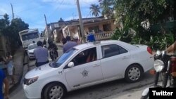 Operativo policial en la sede principal de UNPACU. (Archivo)