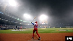 El bateador de Cuba Alfredo Despaigne.