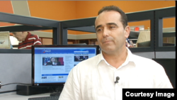 Doctor Eduardo Cardet, coordinador del MCL, en la redacción de martinoticias.com.