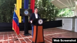 El líder opositor venezolano Juan Guaidó en una conferencia de prensa en el este de Caracas, el 19 de mayo de 2021. Foto: Álvaro Algarra - VOA