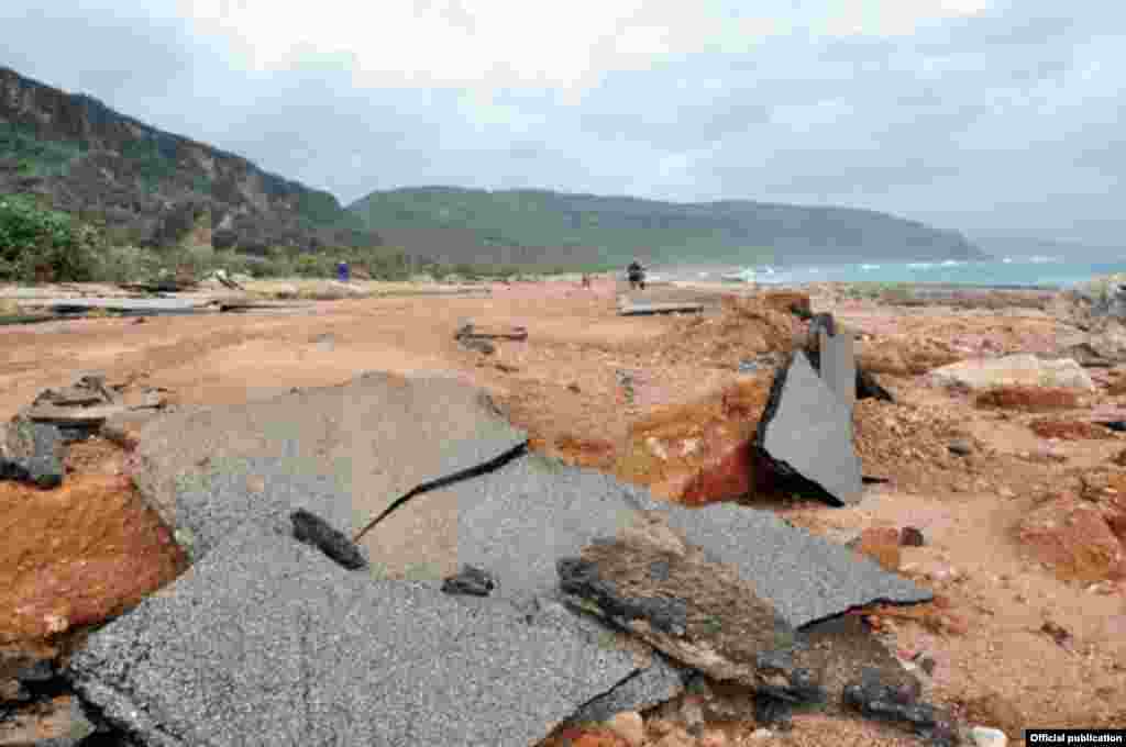 Imágenes de San Antonio del Sur, Guantánamo tras el impacto del huracán Matthew. Foto www.venceremos.cu