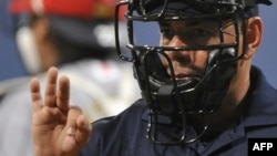 El umpire.