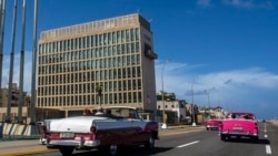 Vista de la embajada de EEUU en La Habana. (AP Foto/Desmond Boylan, File)