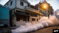 Una fumigación en Cuba. (Archivo)