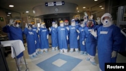 Médicos en el Hospital General La Perla Nezahualcoyotl, en Ciudad México. REUTERS/Gustavo Graf