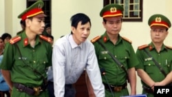 Nguyen Van Tuc, activista demócrata vietnamita condenado a trece años de cárcel por defender los derechos humanos. 