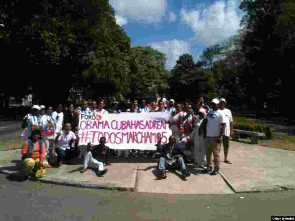 Activistas de DDHH y Damas de Blanco participan en la jornada 44 de #TodosMarchamos. Fotos: Ángel Moya.